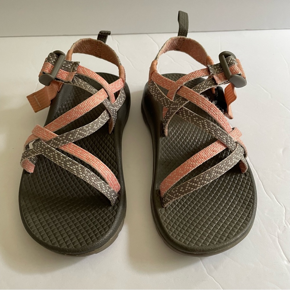 Chaco Kids Pink and Gray Adjustable Strap Sandals